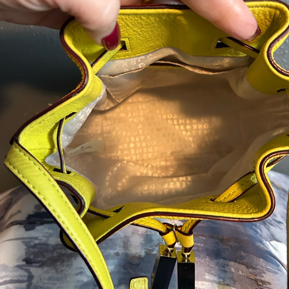 Kate Spade Grey Street Tiny Cooper Leather Bucket Bag - Cubanelle Yellow - Picture 5 of 6